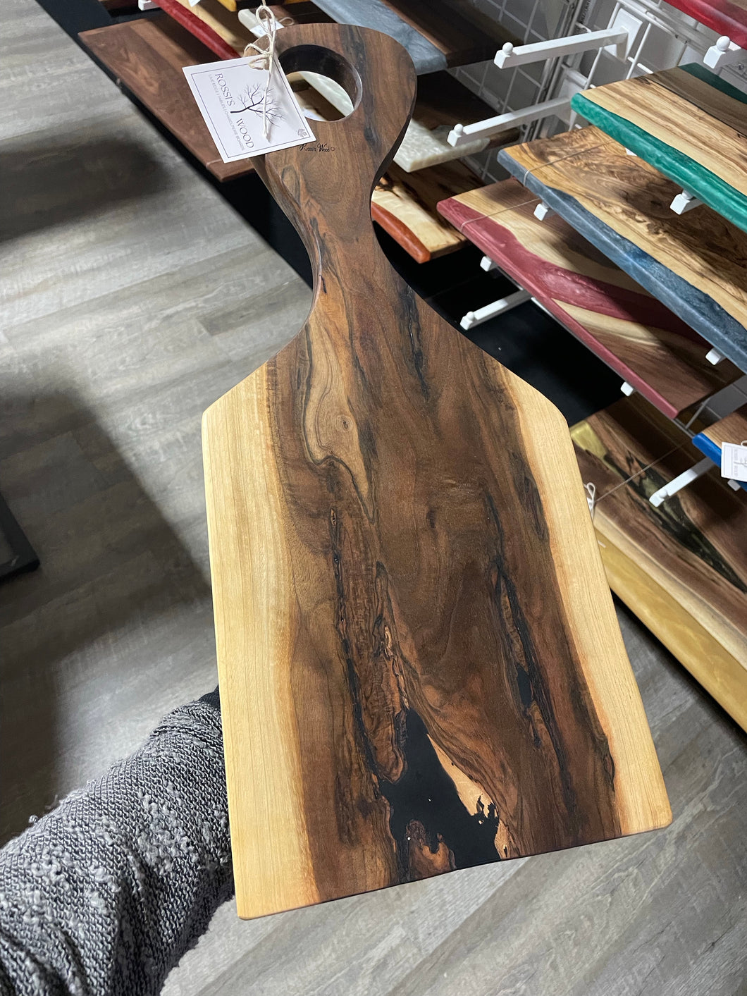 Black walnut handle board